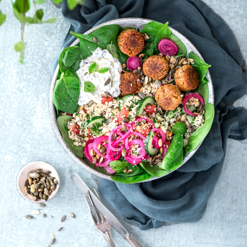 134978-025519-EC UK Falafel salat.png